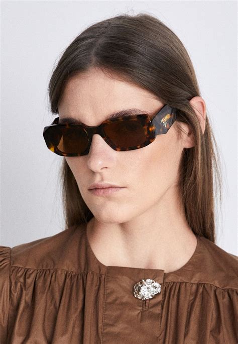 zalando prada